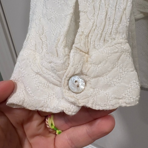 Velvet by Graham & Spencer White Textured Wrap Blouse XS - Picture 5 of 6